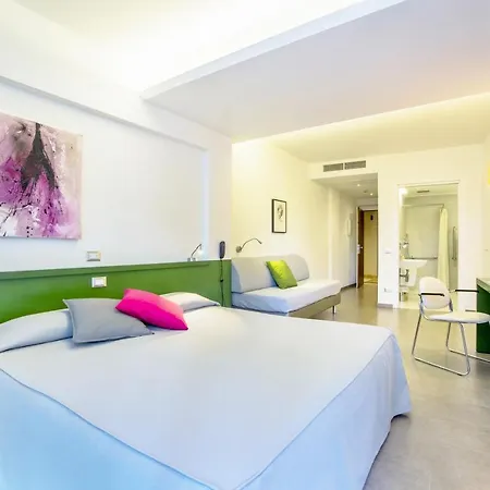 Hotel Tirreno Spotorno Buitenkant foto