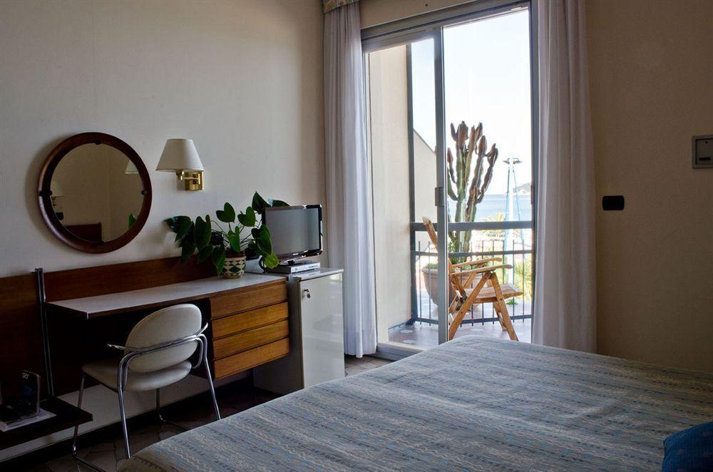 Hotel Tirreno Spotorno