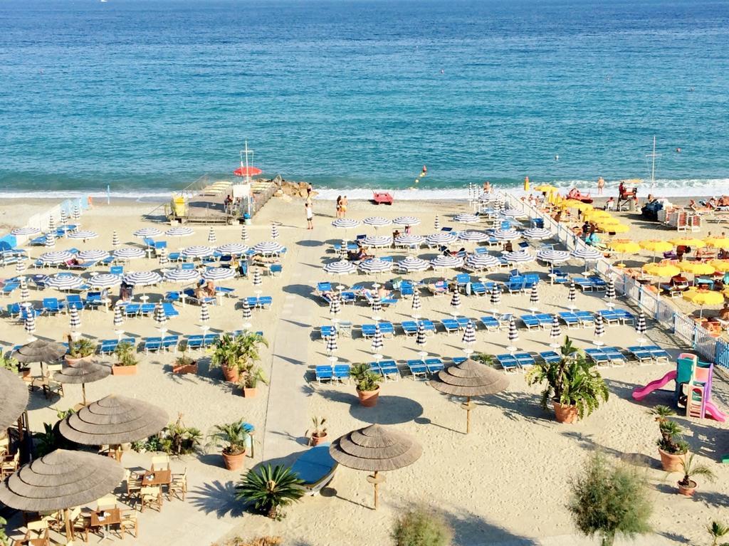 Tirreno Hotel