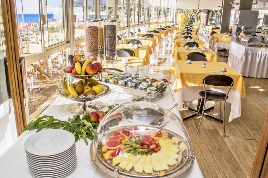 Hotel Tirreno 4*